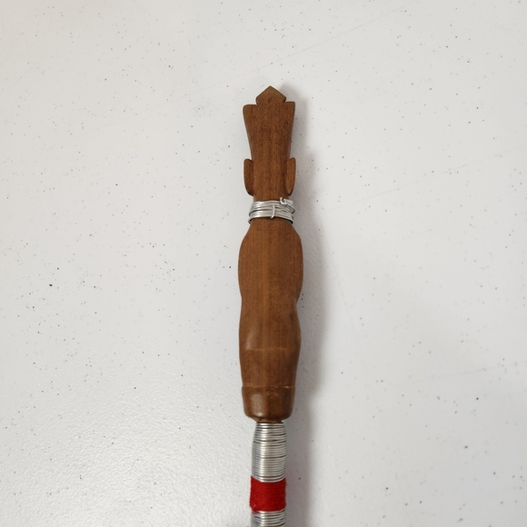 Vintage Fly Whisk Tool Primitive Collectible Wood Carved Cow Hair Africa Tribal - Picture 4 of 5